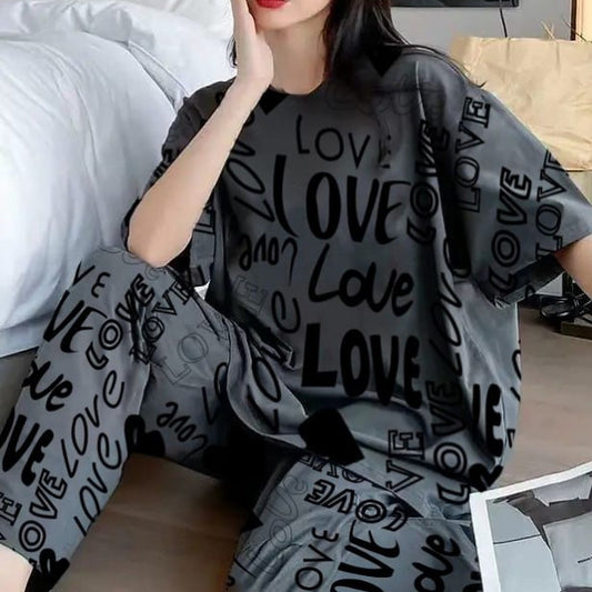 Softly in Love – Grey Heart Print Sleepwear